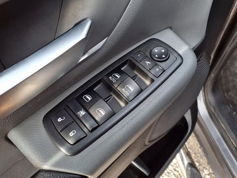 Used 2019 RAM 1500 Big Horn image 23