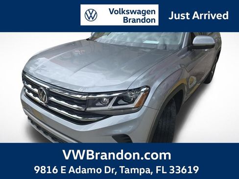 Used 2022 Volkswagen Atlas SE image 1