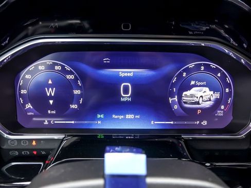 New 2026 Chevrolet Silverado 1500 High Country AWD/4WD image 24