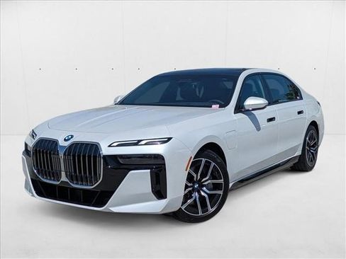 New 2025 BMW 750e xDrive 750e xDrive image 1