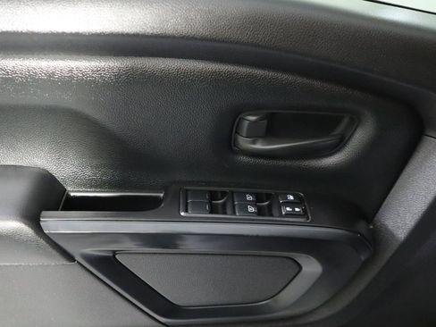 Used 2019 Nissan Titan S w/ S Utility Package image 26