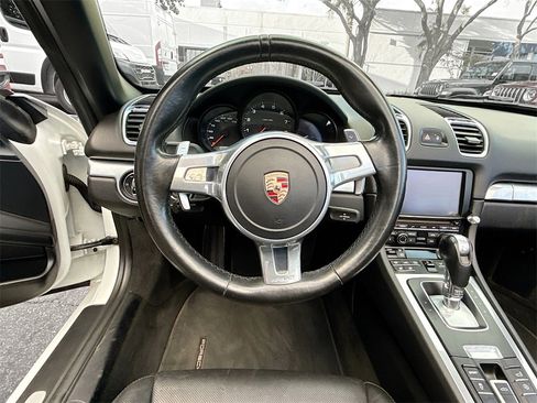 Used 2014 Porsche Boxster image 12
