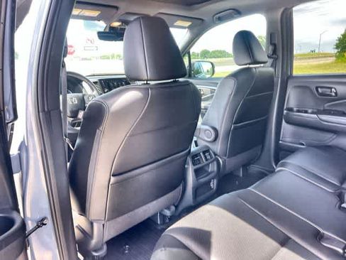 Used 2023 Honda Passport EX-L image 13