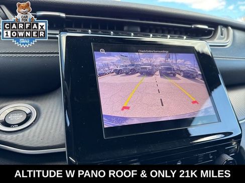 Used 2023 Jeep Grand Cherokee Altitude image 11