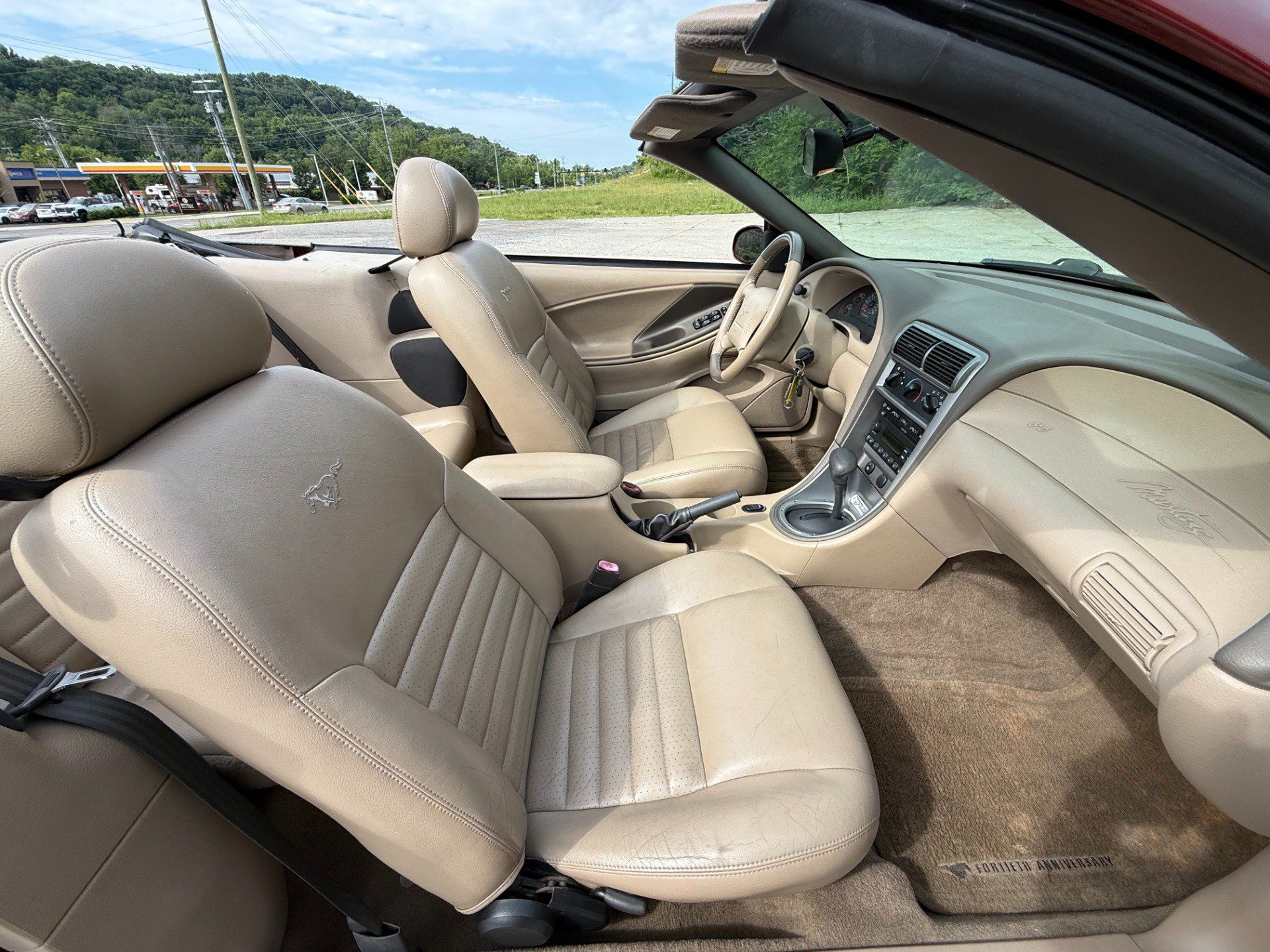 Used 2004 Ford Mustang GT RWD image 29