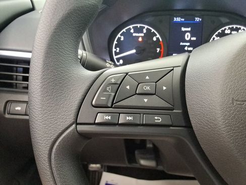 Used 2025 Nissan Altima 2.5 S FWD image 23