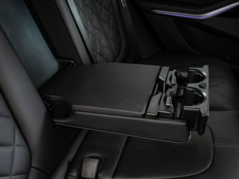 Certified 2025 BMW X5 xDrive40i w/ Climate Comfort Package image 47