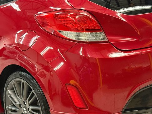 Used 2013 Hyundai Veloster RE:MIX Edition image 12