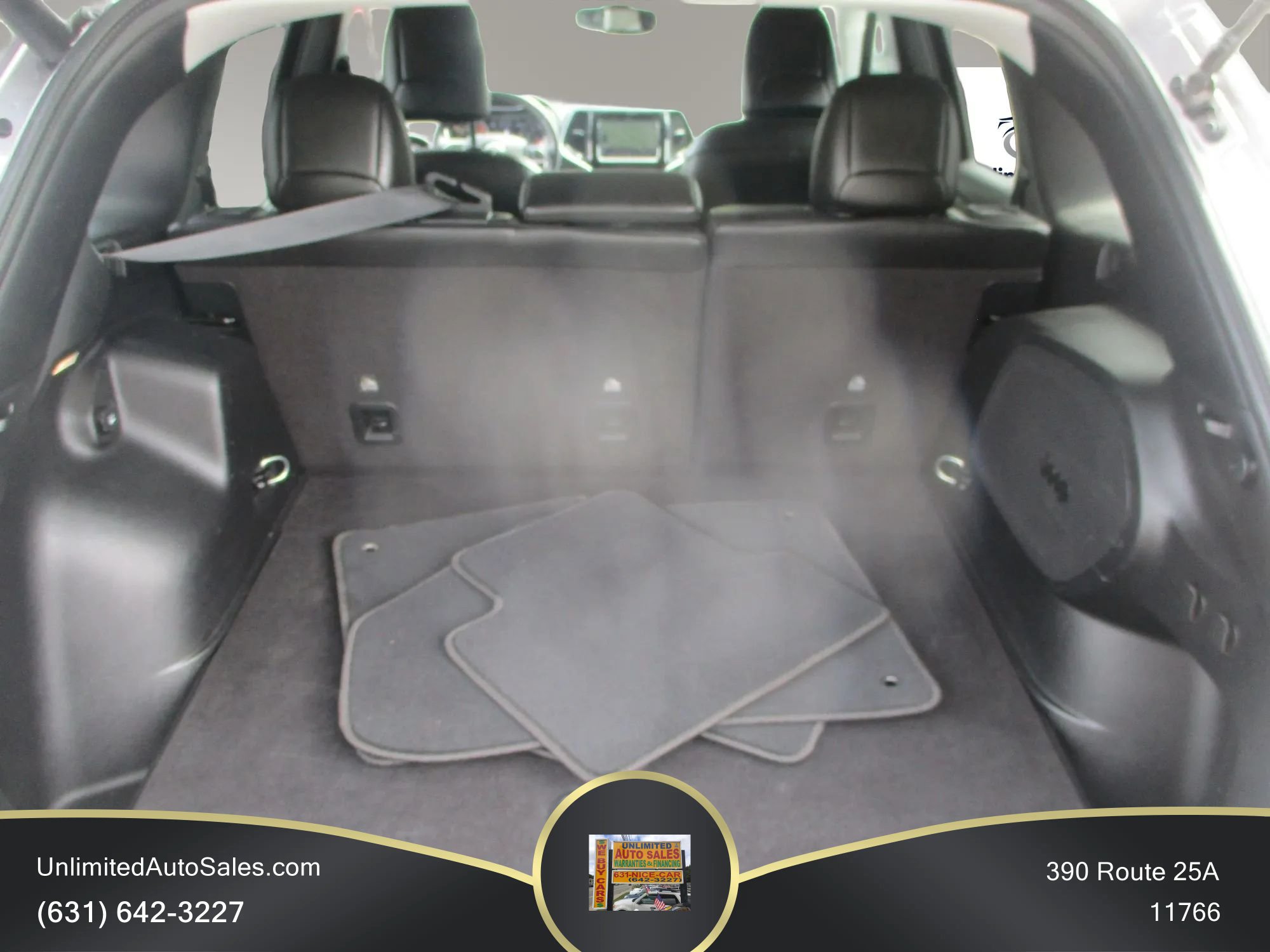 Used 2019 Jeep Cherokee Limited AWD/4WD image 14