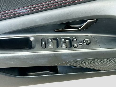 Certified 2024 Hyundai Elantra N Line image 18