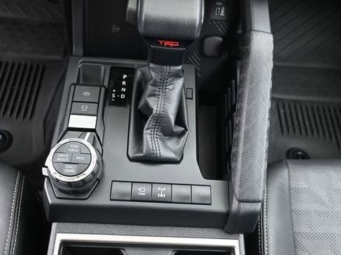 Used 2025 Toyota 4Runner TRD Off-Road Premium image 22