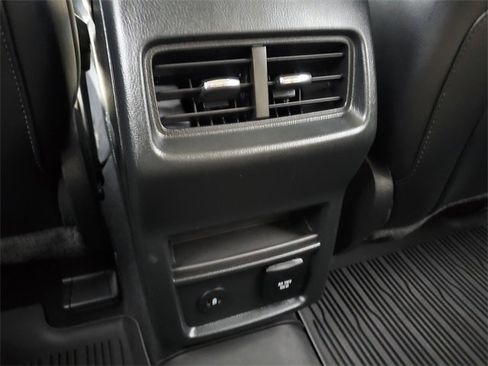 Certified 2024 Ford Edge SEL w/ Convenience Package image 25