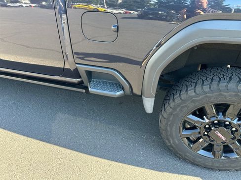 Used 2024 GMC Sierra 3500 AT4 w/ AT4 Premium Plus Package AWD/4WD image 22