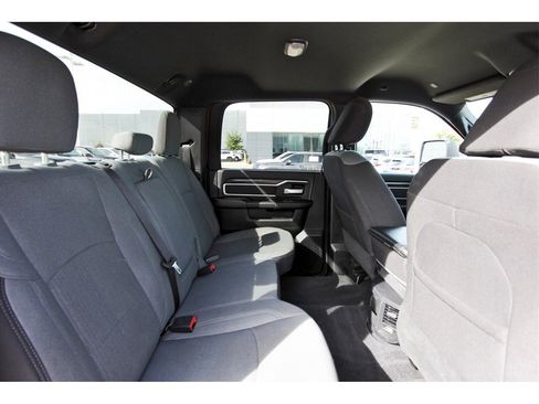 Used 2024 RAM 3500 Big Horn image 9