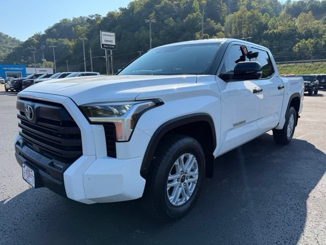 Used 2024 Toyota Tundra SR5 w/ SR5 Convenience Package AWD/4WD image 3