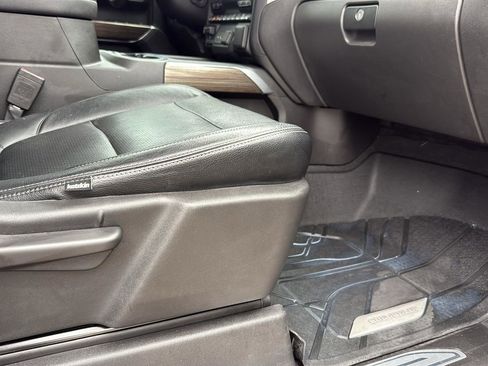 Used 2021 Chevrolet Silverado 1500 RST w/ Texas Edition Plus image 25