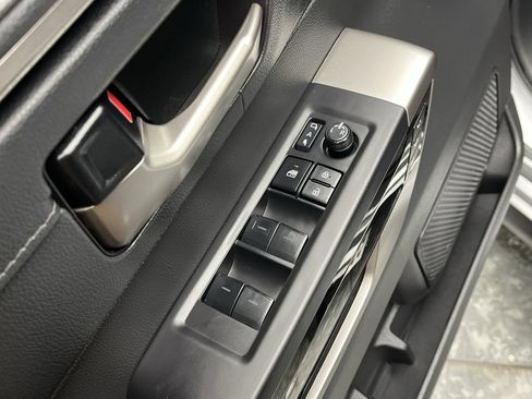 Used 2024 Toyota Tundra Limited image 10