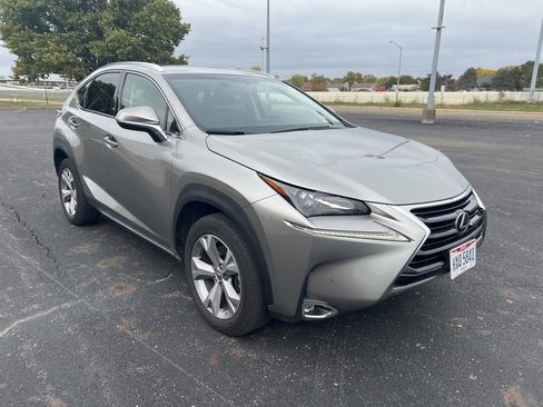 Used 2017 Lexus NX 200t AWD image 15
