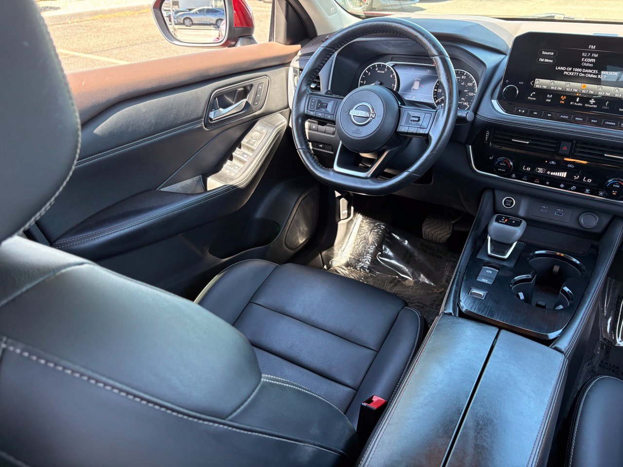Used 2023 Nissan Rogue SL w/ SL Premium Package FWD image 17