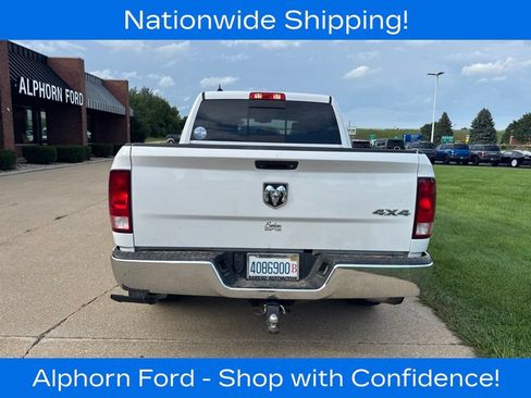 Used 2018 RAM 1500 SLT AWD/4WD image 6