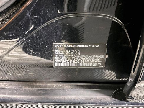 Certified 2023 BMW 330e xDrive w/ Premium Package image 33