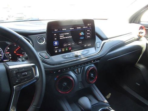 Used 2025 Chevrolet Blazer RS AWD/4WD image 27