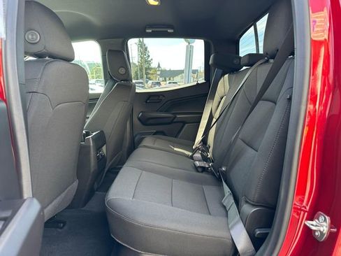 Used 2026 Chevrolet Colorado W/T image 19