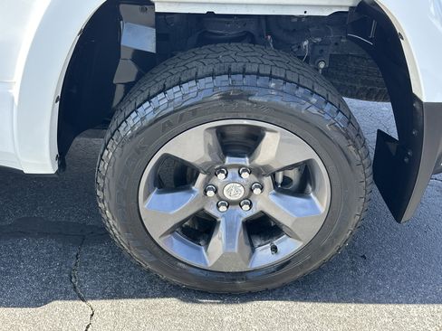 Used 2023 RAM 1500 Big Horn image 23