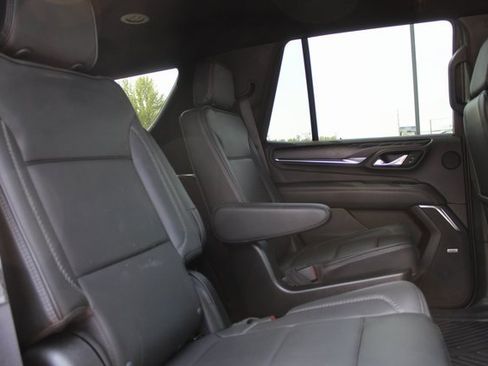 Used 2023 GMC Yukon Denali AWD/4WD image 14