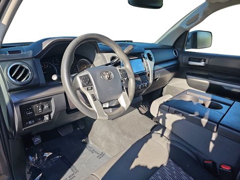 Used 2019 Toyota Tundra SR5 AWD/4WD image 13