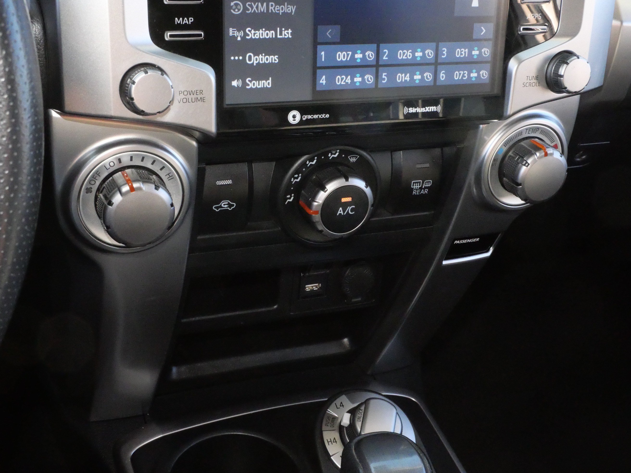 Used 2023 Toyota 4Runner SR5 AWD/4WD image 23