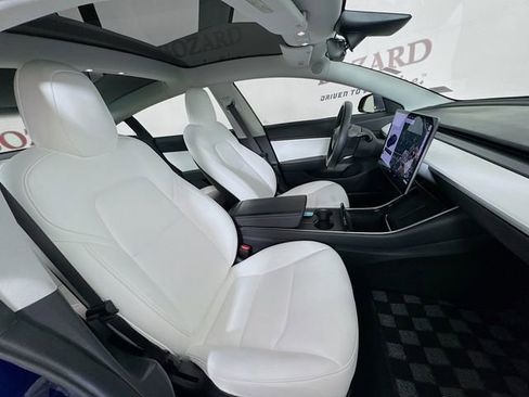 Used 2018 Tesla Model 3 Long Range image 31