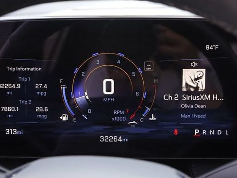 Used 2025 Chevrolet Equinox LT FWD image 13