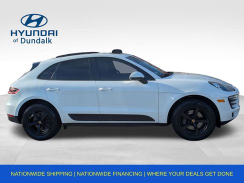 Used 2018 Porsche Macan image 9