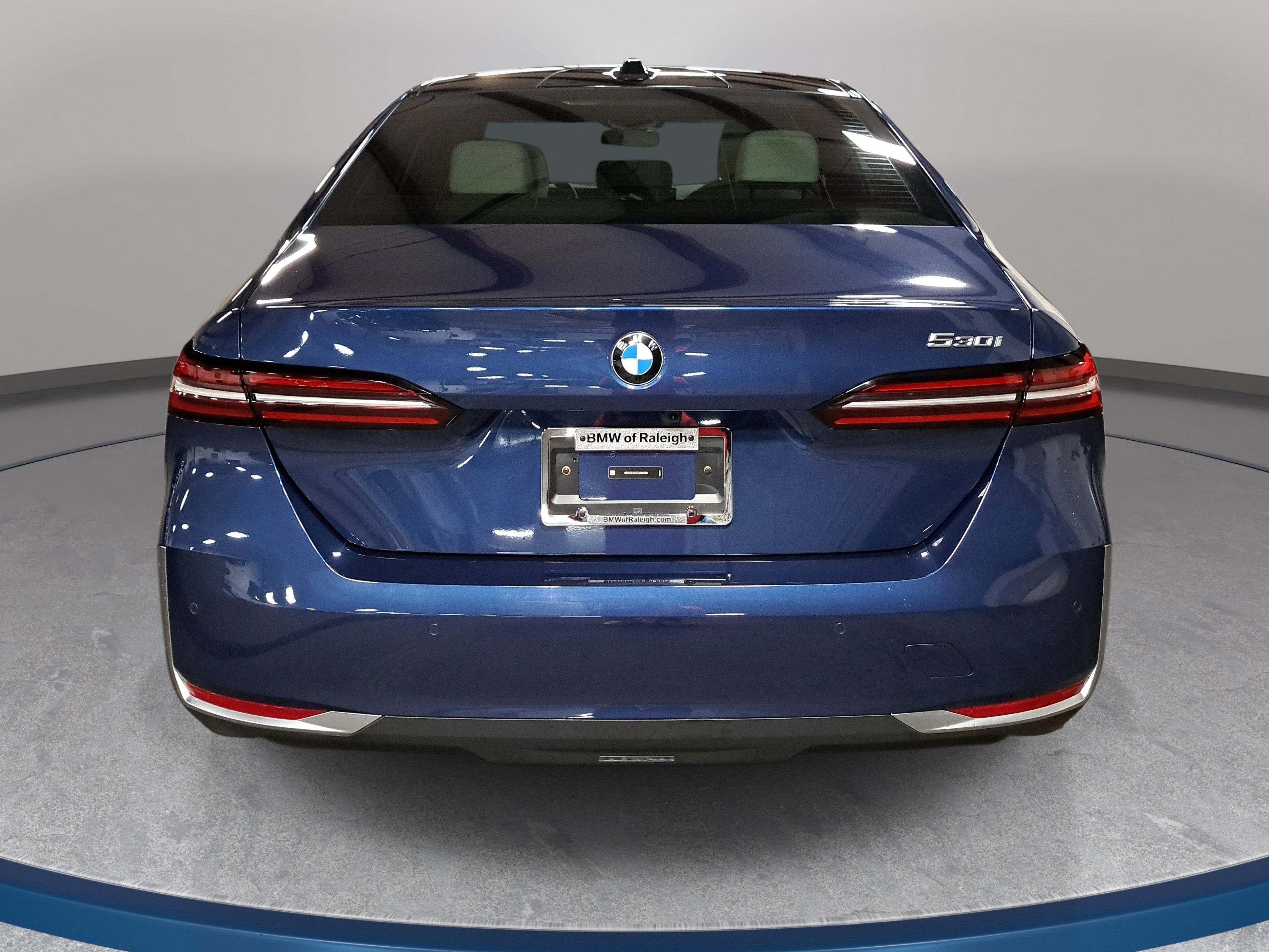 Certified 2026 BMW 530i w/ Premium Package RWD image 7