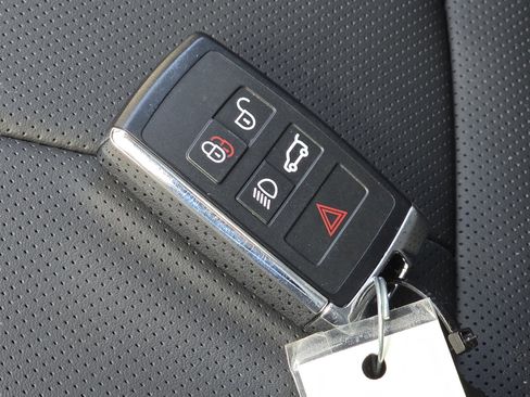 Used 2024 Land Rover Range Rover Sport Dynamic SE image 45