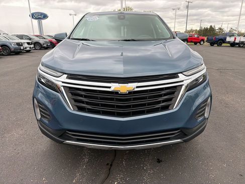 Used 2024 Chevrolet Equinox LT w/ LPO, Floor Liner Package AWD/4WD image 8