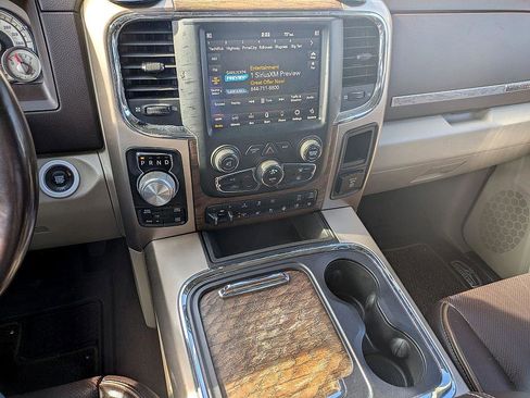 Used 2018 RAM 1500 Laramie Longhorn image 21