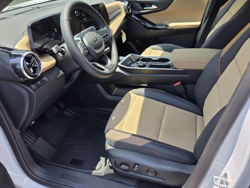 New 2027 Chevrolet Equinox ACTIV w/ Safety and Technology Package FWD image 5