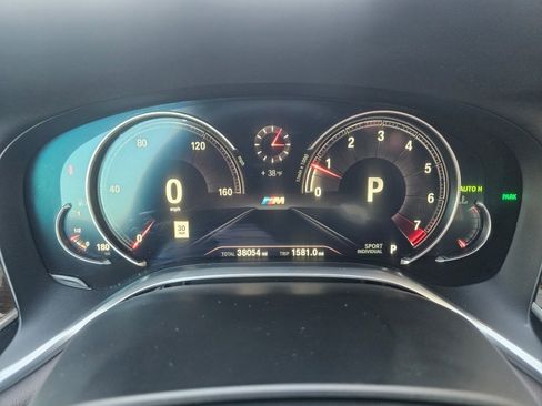 Used 2019 BMW 750i xDrive w/ Executive Package image 5