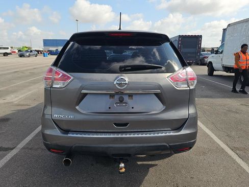 Used 2015 Nissan Rogue S FWD image 5