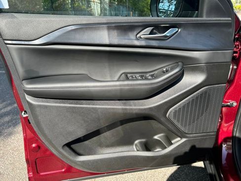 New 2025 Jeep Grand Cherokee Laredo X w/ Trailer Tow Package image 11