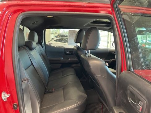 Used 2021 Toyota Tacoma 4x4 Double Cab image 18