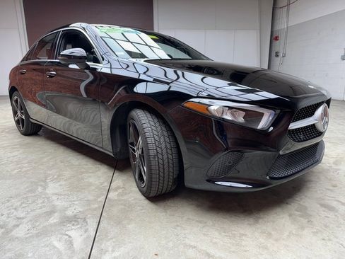 Used 2022 Mercedes-Benz A 220 4MATIC image 7