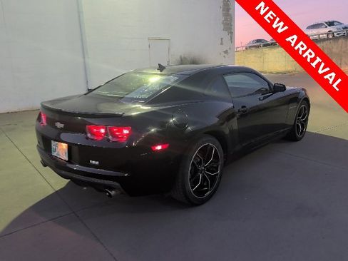 Used 2013 Chevrolet Camaro LS image 3