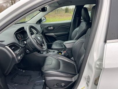 Used 2022 Jeep Cherokee Latitude Lux