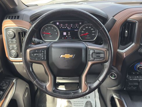 Used 2022 Chevrolet Silverado 1500 High Country w/ LPO, Dark Essentials Package AWD/4WD image 20
