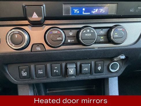 Used 2023 Toyota Tacoma TRD Off-Road image 20