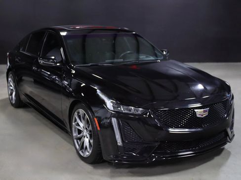 Used 2020 Cadillac CT5 V w/ Premium Package image 2