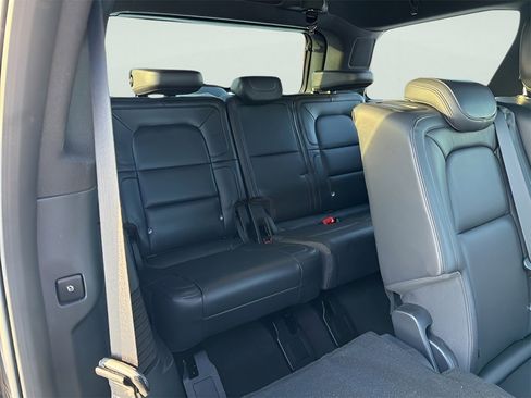 Used 2024 Lincoln Navigator Reserve w/ Equipment Group 201A image 11